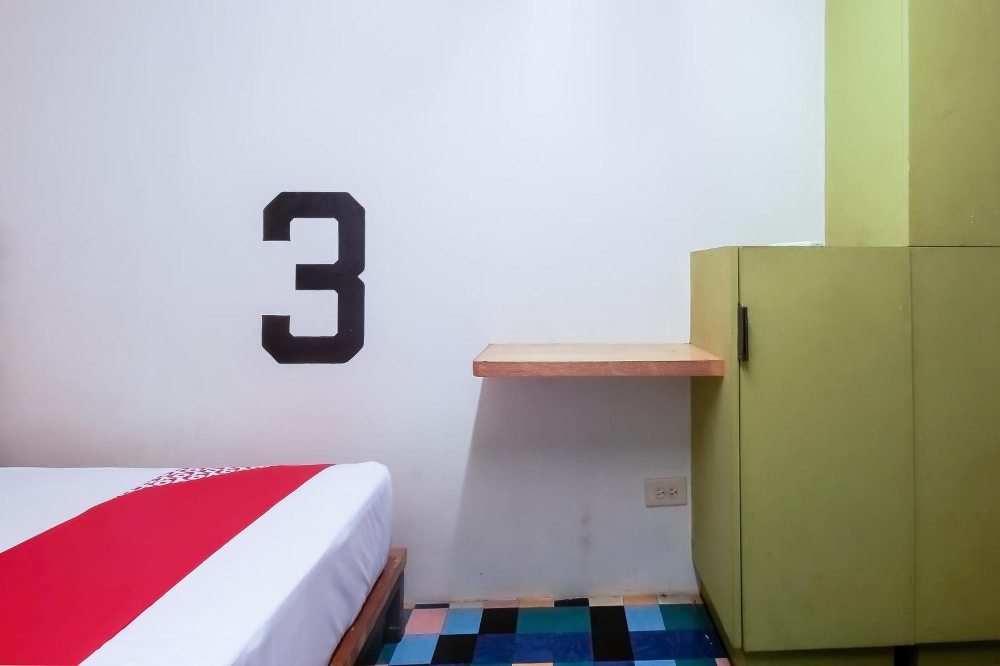Spot On Junction Hostel Makati City Exterior foto