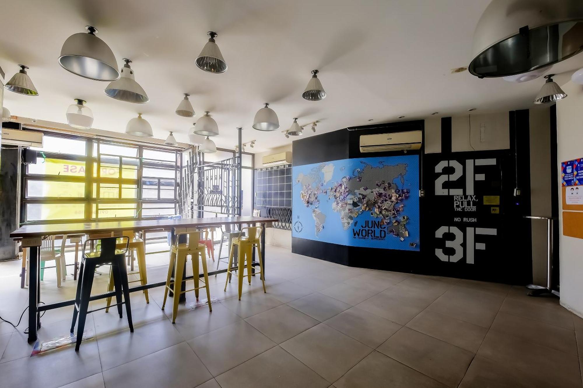 Spot On Junction Hostel Makati City Exterior foto